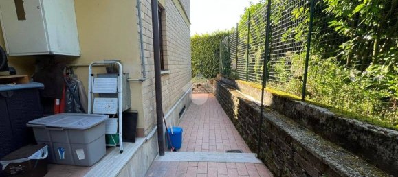 2 Schlafzimmer Wohnung in Subiaco, Italy, Nr. 347967 2