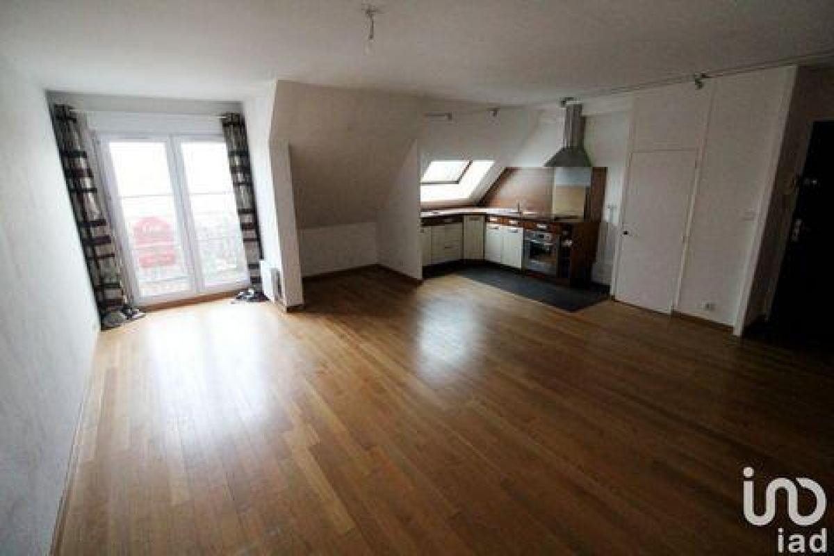 Кондоминиум  с 2 спальнями в Мелен, Франция № 24852