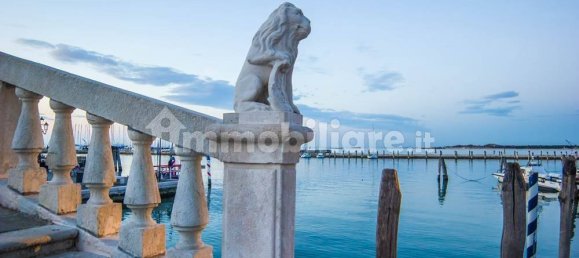1 room Commercial property in Chioggia, Italy No. 228352 3