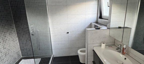 7-Zimmer Doppelhaus in Duisburg, Germany, Nr. 224195 4