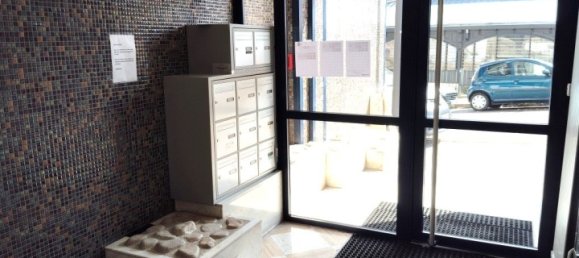 2 bedrooms Apartment in Saint-Etienne, France No. 284280 8