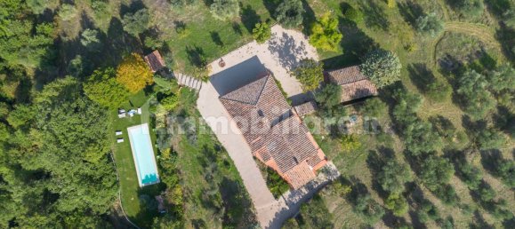 Casa de 5 dormitorios en Paciano, Italy No. 64942 9