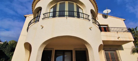 Вилла с 4 спальнями в Кальпе, Испания № 15128 15