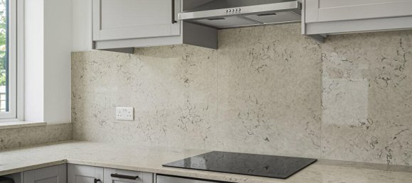 4 Schlafzimmer Haus in Virginia Water, United Kingdom, Nr. 8621 11