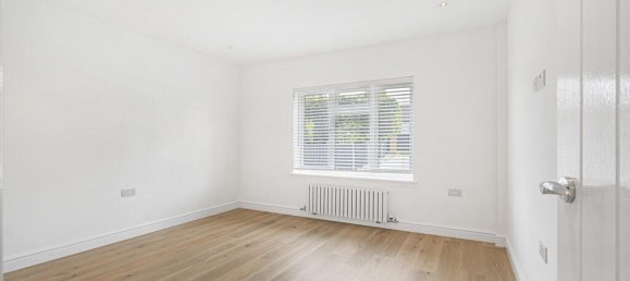 4 Schlafzimmer Haus in Virginia Water, United Kingdom, Nr. 8621 16