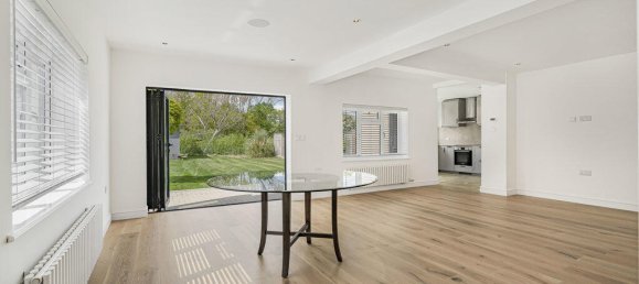 4 Schlafzimmer Haus in Virginia Water, United Kingdom, Nr. 8621 5