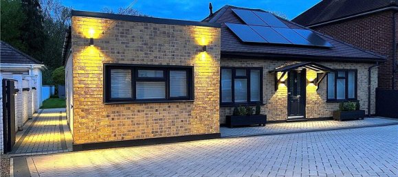 4 Schlafzimmer Haus in Virginia Water, United Kingdom, Nr. 8621 2