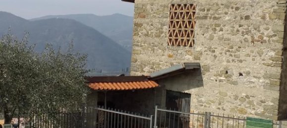 2 Schlafzimmer Haus in Fivizzano, Italy, Nr. 155929 2