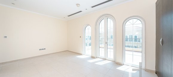 Villa de 3 dormitorios en Jumeirah Park, UAE No. 95268 2