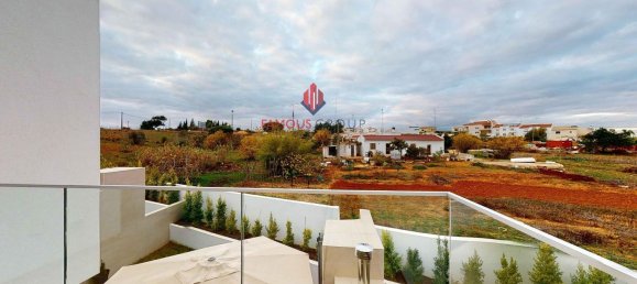 3 Schlafzimmer Haus in Lagoa, Portugal, Nr. 96511 25