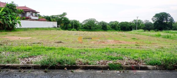  Commercial property in Chonburi, Thailand No. 1859 6