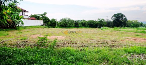  Commercial property in Chonburi, Thailand No. 1859 8