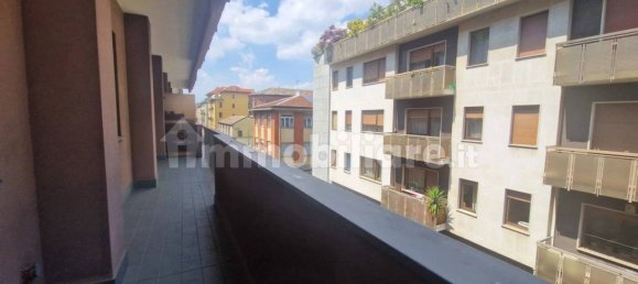 3 Schlafzimmer Wohnung in Turin, Italy, Nr. 326839 25