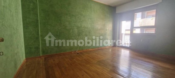 3 Schlafzimmer Wohnung in Turin, Italy, Nr. 326839 7