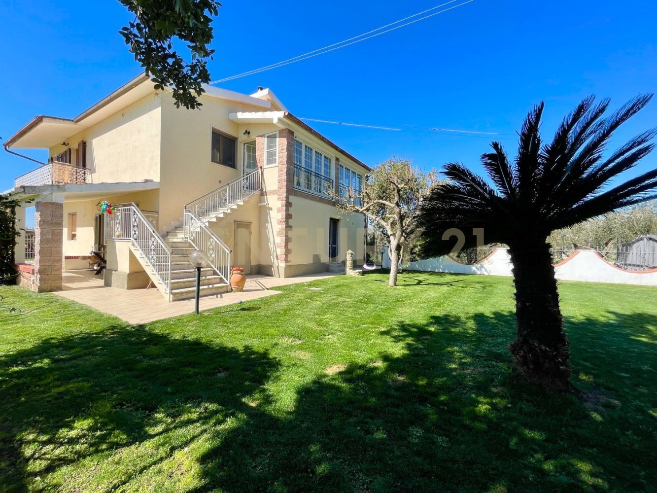 Вилла с 12 комнатами в Орбетелло, Италия № 44289