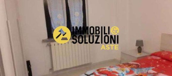 2 rooms Apartment in Cuveglio, Italy No. 3143 10