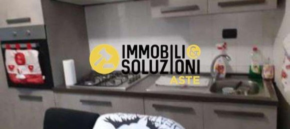 2 rooms Apartment in Cuveglio, Italy No. 3143 4