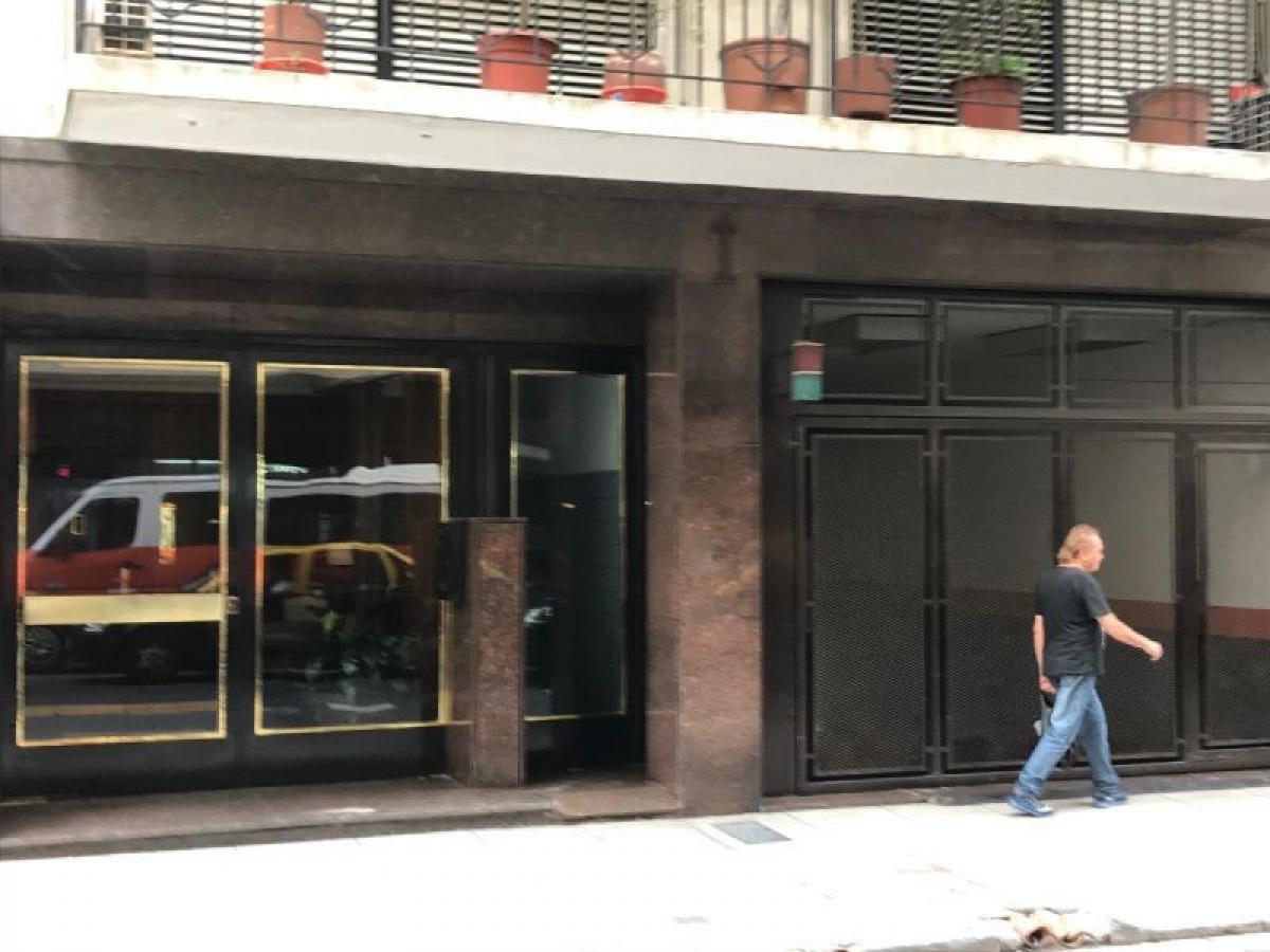 5 bedrooms Apartment in Buenos Aires, Argentina No. 70518