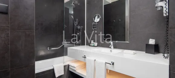 Apartamento de 3 dormitorios en Cascais, Portugal No. 75319 7