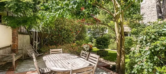 5 bedrooms House in Paris, France No. 176874 3