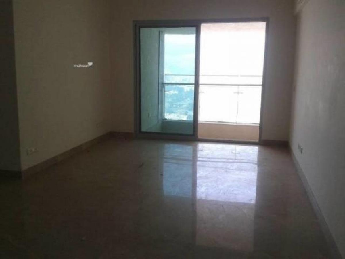 3 bedrooms House in Mumbai, India No. 62208