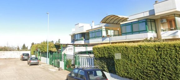 3 rooms Apartment in Bitetto, Italy No. 98980 2