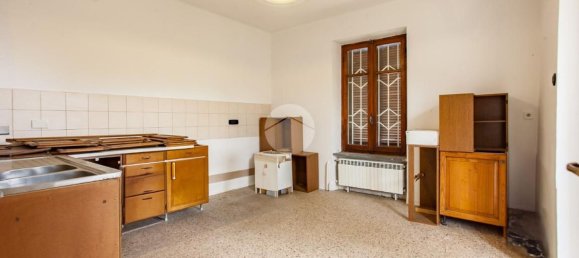 4 rooms House in Val della Torre, Italy No. 301194 3