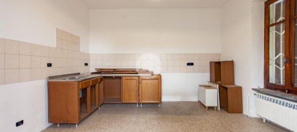 4 rooms House in Val della Torre, Italy No. 301194 4