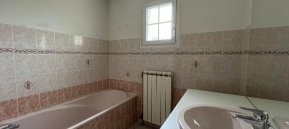 2 bedrooms Villa in Ain, France No. 287549 7