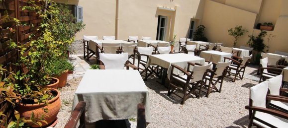270m² Property for sale in Corfu, Central Corfu and Diapontian Islands, Corfu, Ionian Islands, Peloponnese, Western Greece and the Ionian, Greece № 5589 11
