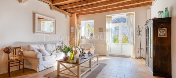 10 Schlafzimmer Villa in Collonges, France, Nr. 47849 10