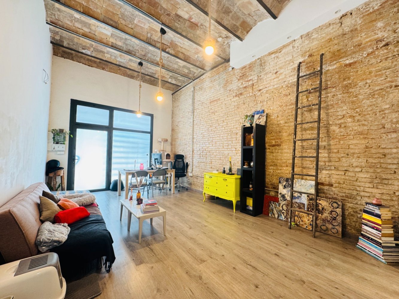 2 Schlafzimmer Wohnung in Sant Marti, Spain, Nr. 254411