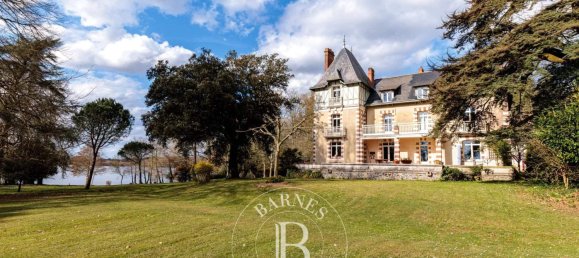 10 rooms Villa in Carquefou, France No. 100907 3