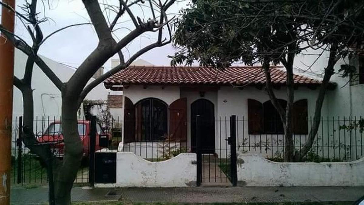 2 bedrooms House in Buenos Aires, Argentina No. 94171