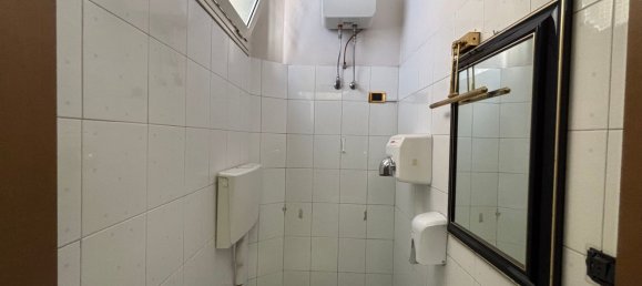 155m² Office in Bologna, Italy No. 303780 15