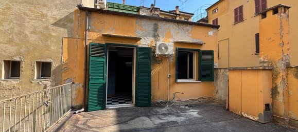 155m² Office in Bologna, Italy No. 303780 5