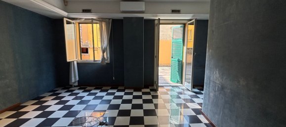 155m² Office in Bologna, Italy No. 303780 2