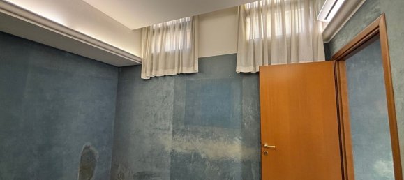 155m² Office in Bologna, Italy No. 303780 12