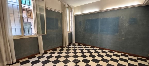 155m² Office in Bologna, Italy No. 303780 9