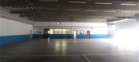 Склад 1000м² в Иссонь, Италия № 41874 7