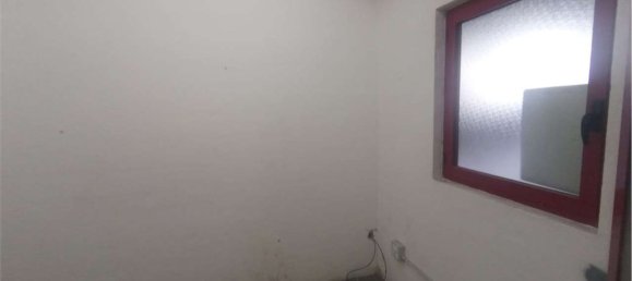 Склад 1000м² в Иссонь, Италия № 41874 10