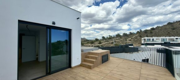 3 dormitorios ático en venta en Villajoyosa, Alicante, Comunidad Valenciana, Spain № 365977 7