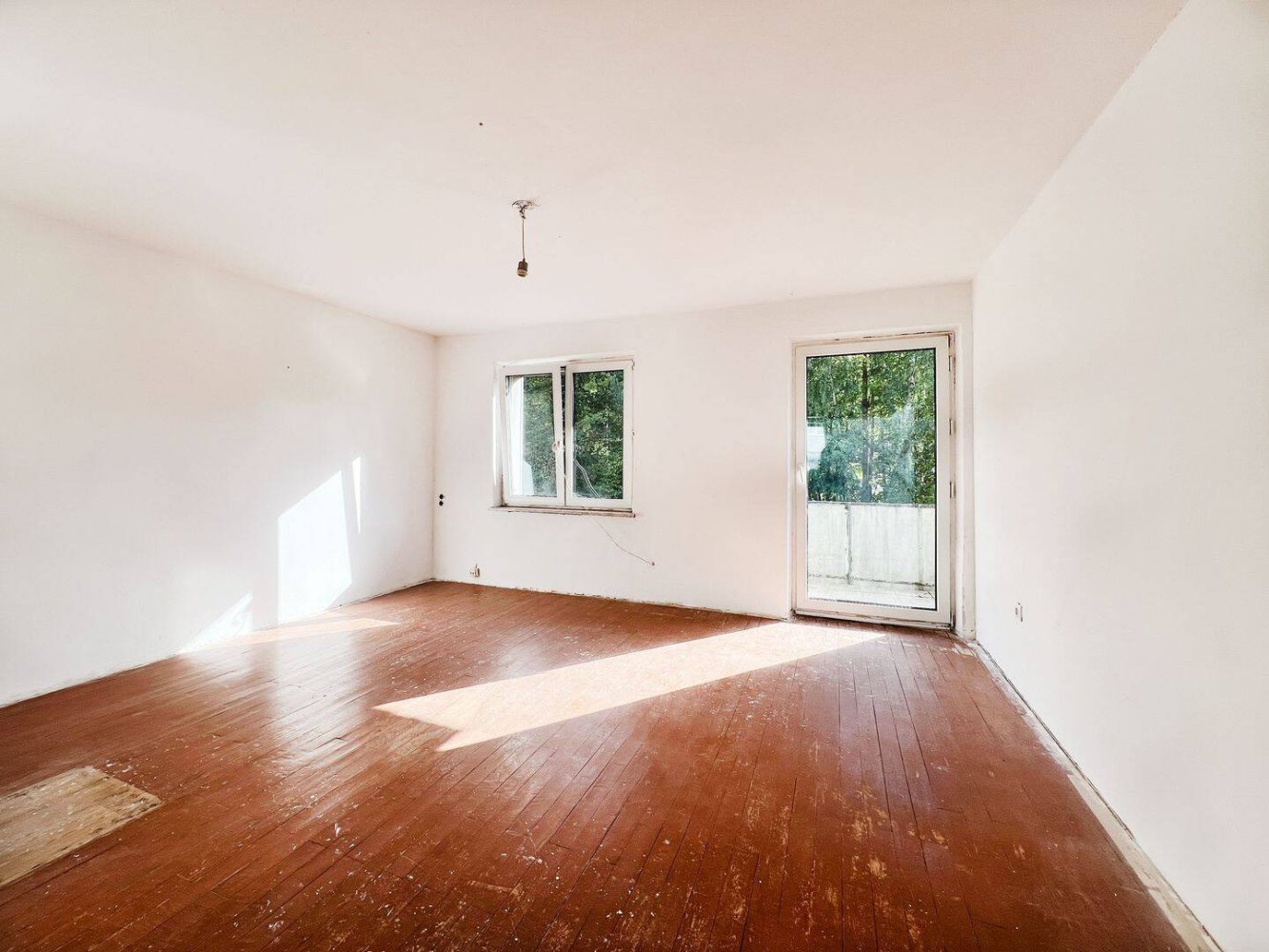 3-salle Appartement à Roth, Germany No. 270928