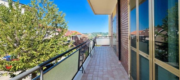 2 bedrooms Apartment in Chieti, Italy No. 355565 12