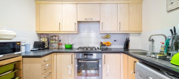 2 bedrooms Apartment in Feltham, United Kingdom No. 9835 5