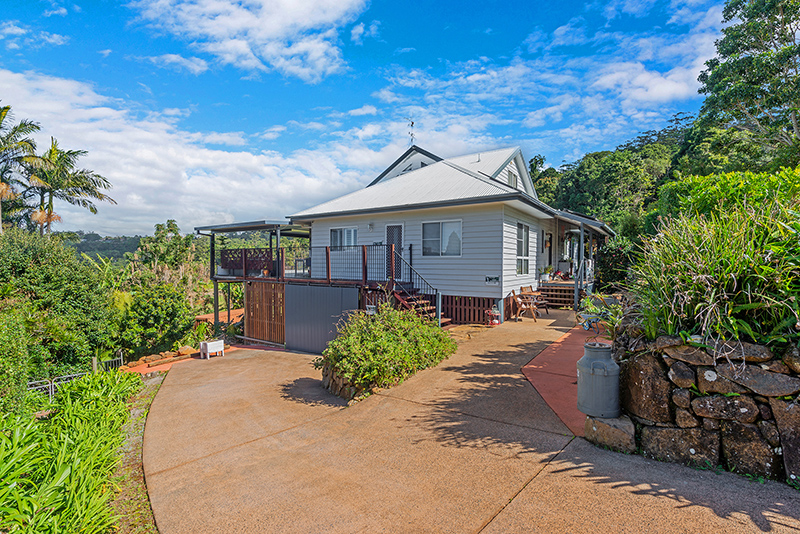 Casa de 4 dormitorios en Tamborine Mountain, Australia No. 504