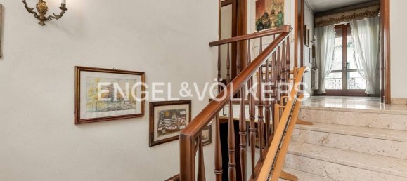 4 bedrooms Villa in Pisa, Italy No. 51066 5