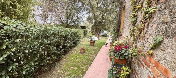 3 Schlafzimmer Haus in Montecarlo, Italy, Nr. 120162 3