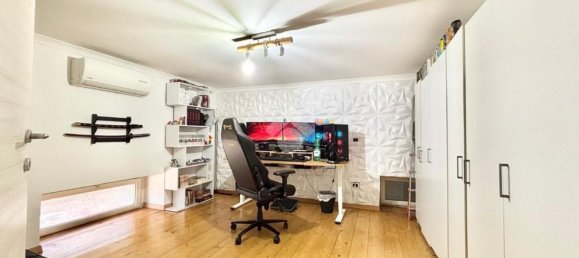 3-Zimmer Wohnung in Naples, Italy, Nr. 53949 14