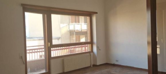 2 bedrooms Apartment in Taranto, Italy No. 261904 4